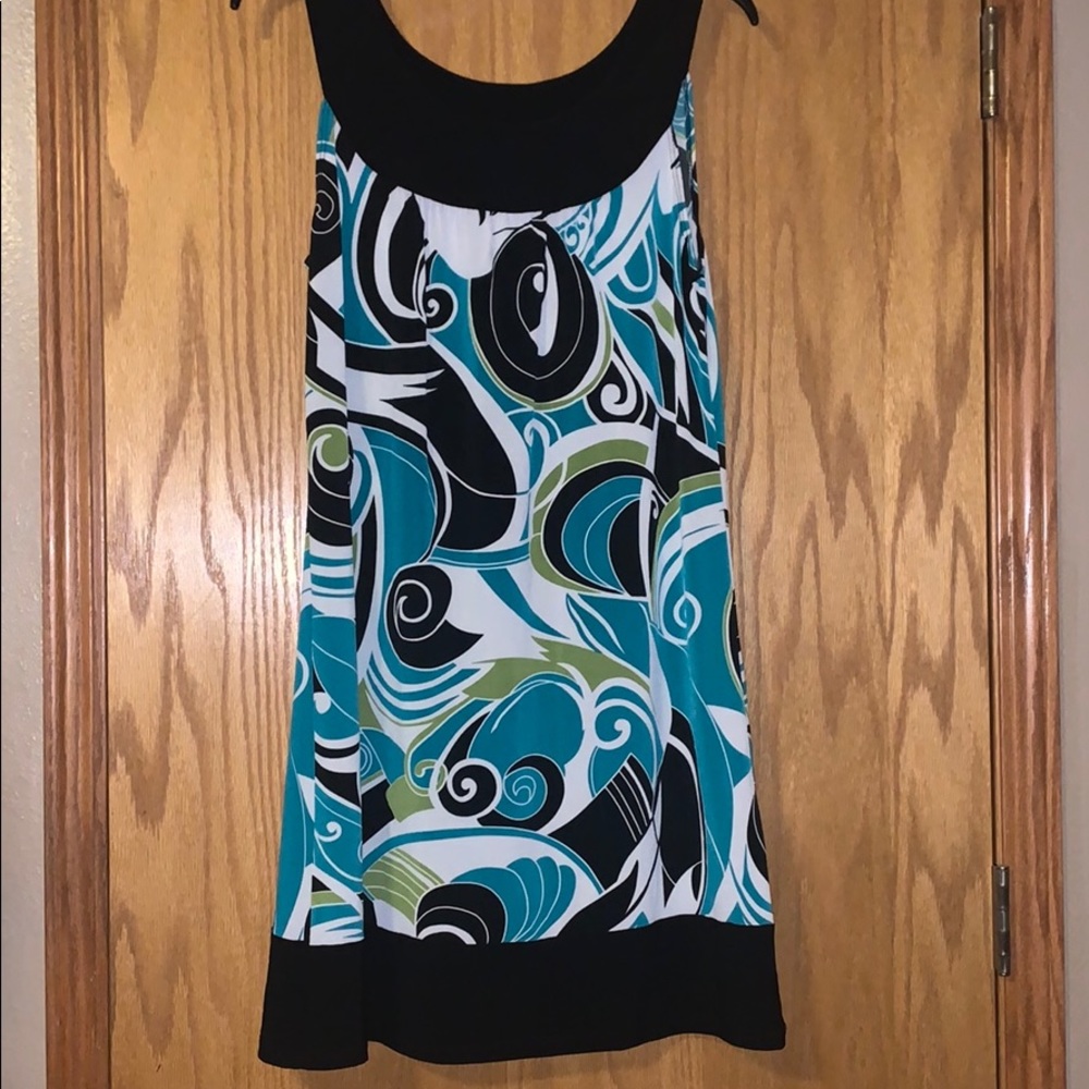 Sleeveless Scoopneck Dress